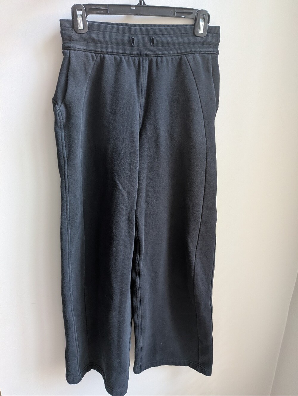 💕 Scuba Mid Rise Wide Leg Sweatpants - Missing Drawstring Ends